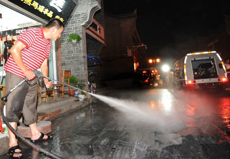 �L(zh��ng)��·����ϴ܇