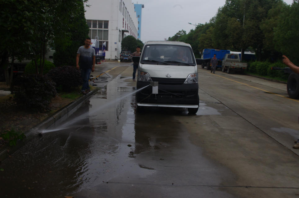 �L(zh��ng)��·����ϴ܇