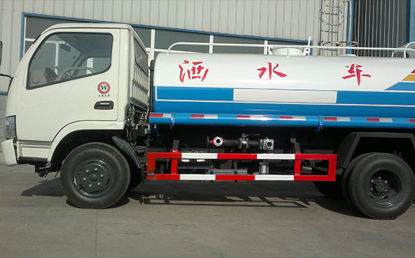 ���������|�LС��������ˮ܇��ʲô��ô����ُ�I