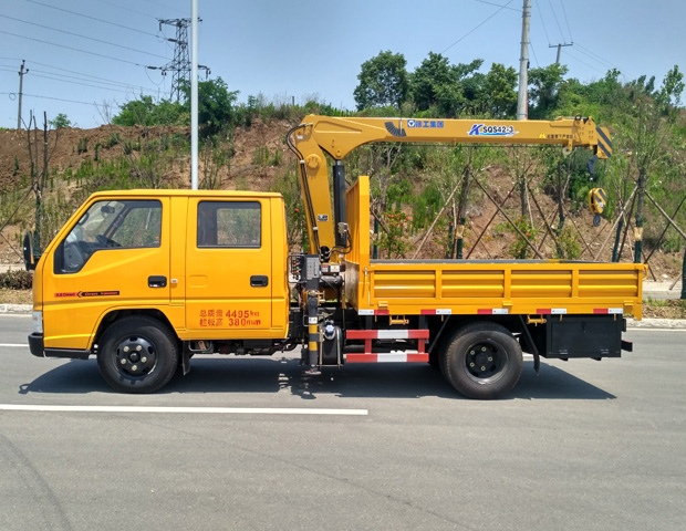 江鈴雙排藍(lán)牌隨車(chē)吊外觀圖片展示